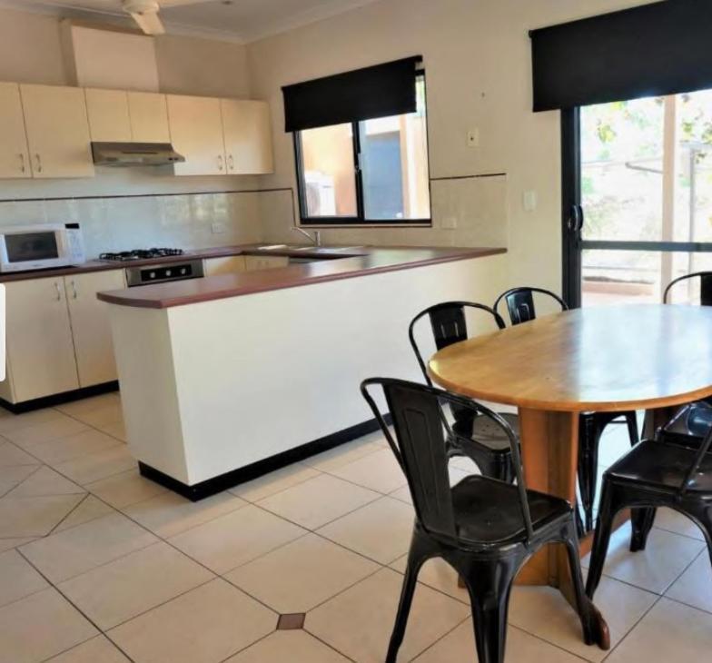 The Ningaloo Breeze Villa 5 Эксмут Экстерьер фото